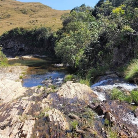 Cachoeira do Zozote, no Vale da Babilônia