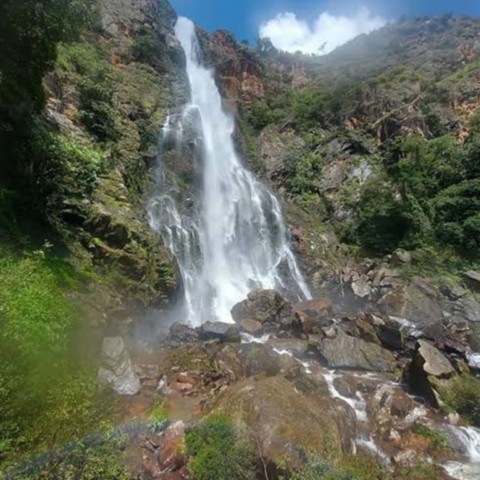 Primeira queda Primeira queda da Cachoeira do Cerradão